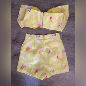 Katy Perry ice cream 2 piece costume ⭐️